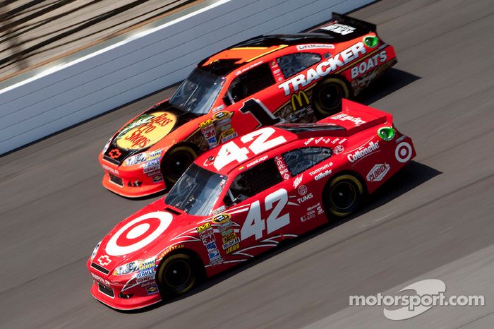 Juan Pablo Montoya, Earnhardt Ganassi Racing Chevrolet y Jamie McMurray, Earnhardt Ganassi Racing Ch