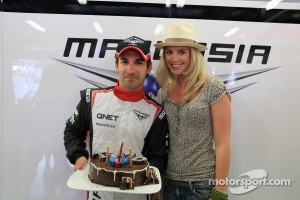 Timo Glock, Marussia F1 Team celebrates his 30th birthday with Isabell Reis (GER) girlfriend of Timo Glock (GER)