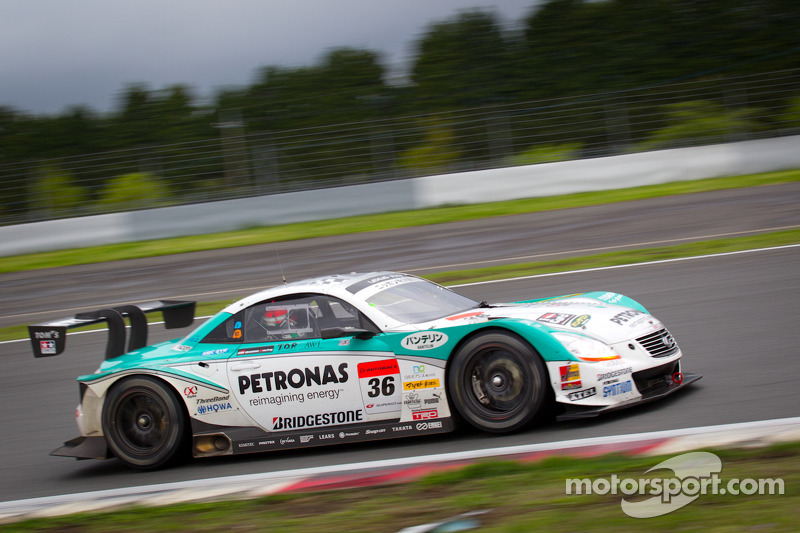 Lyons finished fourth in his last-ever GT500 start for TOM'S, sharing a Lexus SC430 with Kazuki Nakajima