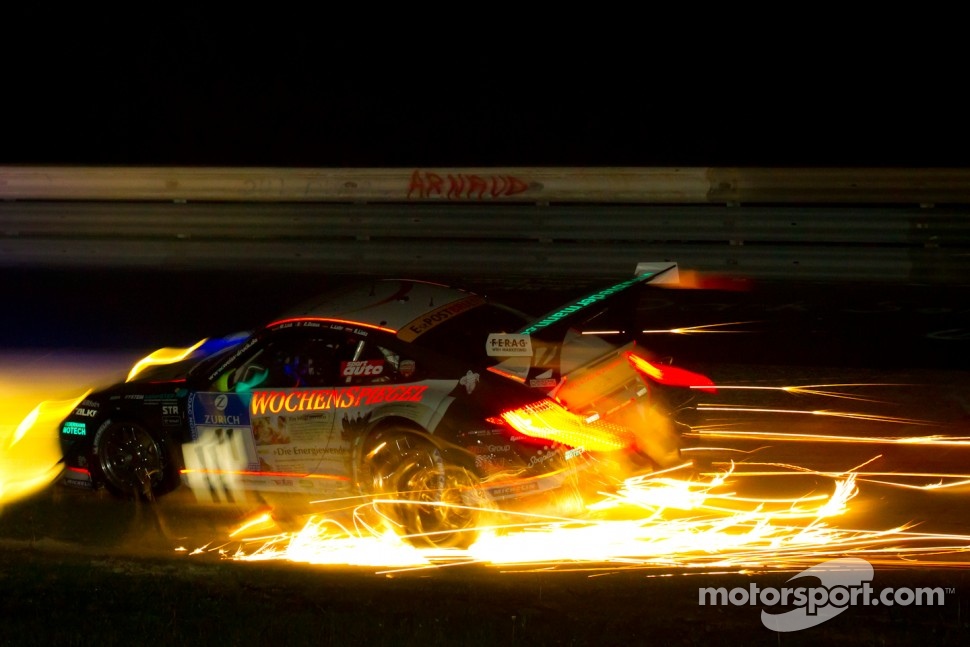 #11 Wochenspiegel Team Manthey Porsche 911 GT3 R: Marc Lieb, Romain Dumas, Lucas Luhr, Richard Lietz