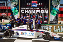 Indy Lights series 2012 champion Tristan Vautier, Sam Schmidt Motorsports celebrates