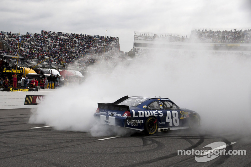 2012, Martinsville 2: Jimmie Johnson (Hendrick-Chevrolet)