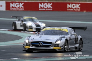 #1 Team Abu Dhabi by Black Falcon Mercedes SLS AMG GT3: Khaled Al Qubaisi, Bernd Schneider, Jeroen Bleekemolen, Sean Edwards