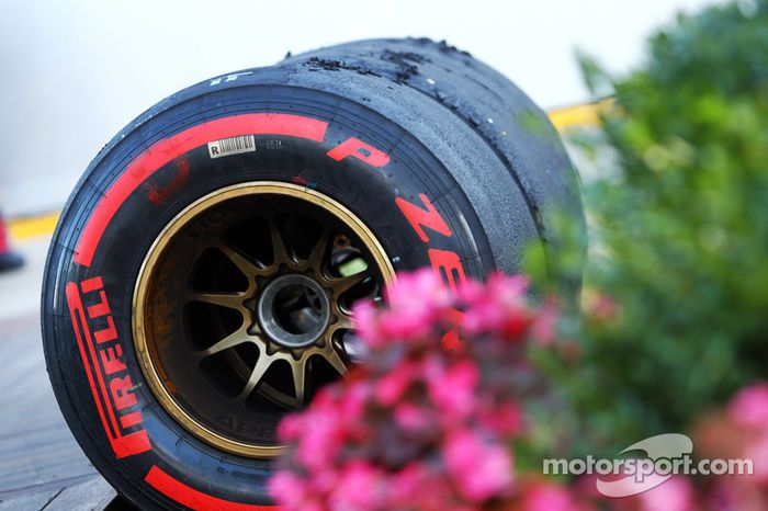 Neumáticos Pirelli desgastados