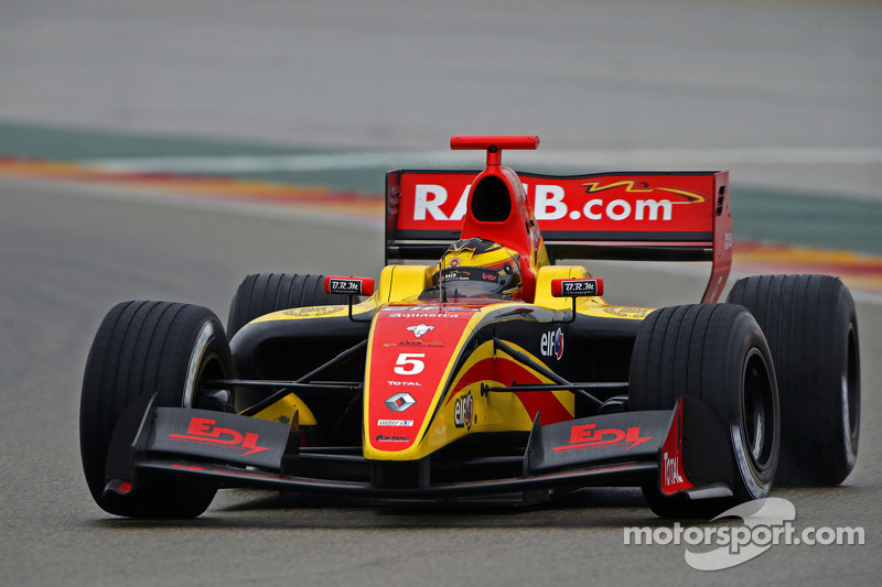 Stoffel Vandoorne (2013)