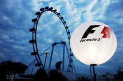 新加坡围场景色-F1灯笼与新加坡摩天轮