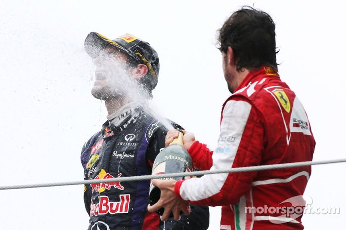 Mark Webber, Red Bull Racing y Fernando Alonso, Scuderia Ferrari