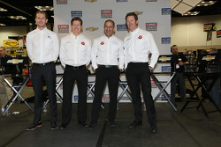 Charlie Kimball, Ryan Briscoe, Tony Kanaan, Scott Dixon