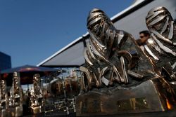 Los trofeos del Dakar