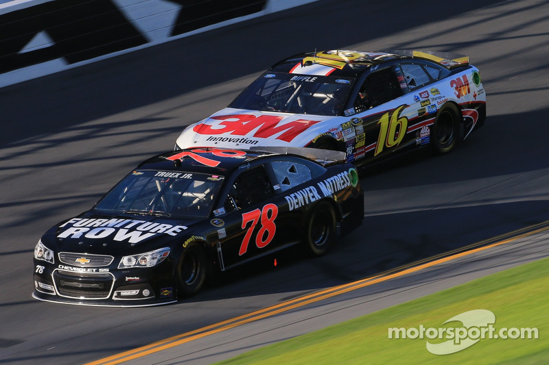 Martin Truex Jr., Furniture Row Racing Chevrolet and Greg Biffle, Roush