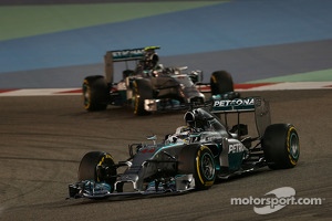 Lewis Hamilton, Mercedes AMG F1 W05 leads team mate Nico Rosberg, Mercedes AMG F1 W05