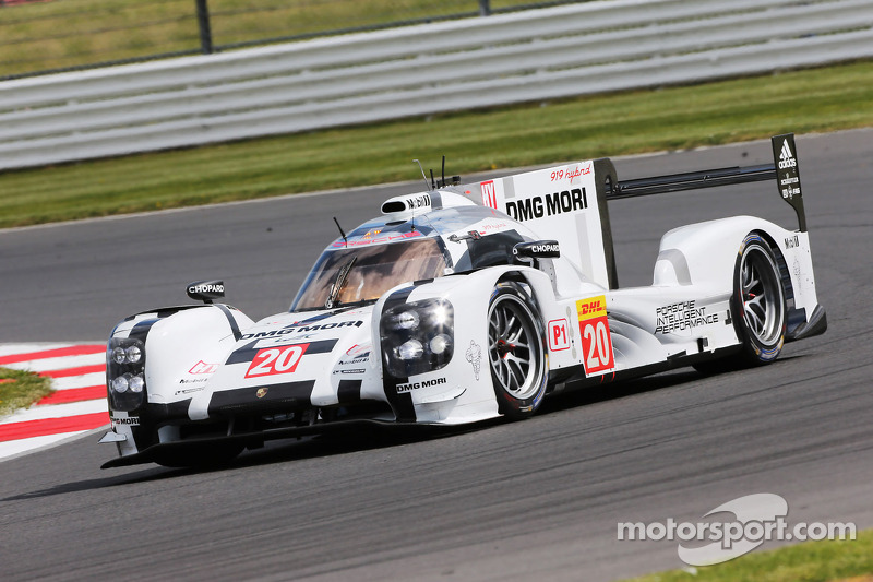 #20 Porsche Team Porsche 919 Hybrid: Mark Webber, Brendon Hartley, Timo Bernhard