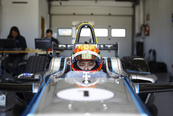Ho-Pin Tung teste la Spark-Renault STR_01E