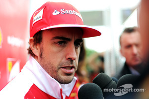 Fernando Alonso, Ferrari with the media