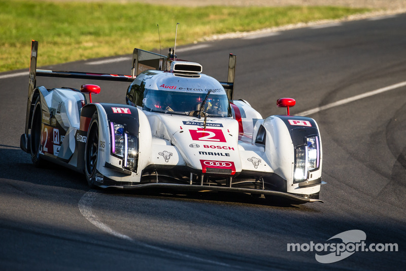 #2 Audi Sport Team Joest, Audi R18 E-Tron Quattro: Marcel Fässler, Andre Lotterer, Benoit Tréluyer