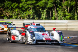 #2 Audi Sport Joest Takımı Audi R18 E-Tron Quattro: Marcel Fässler, Andre Lotterer, Benoit Tréluyer