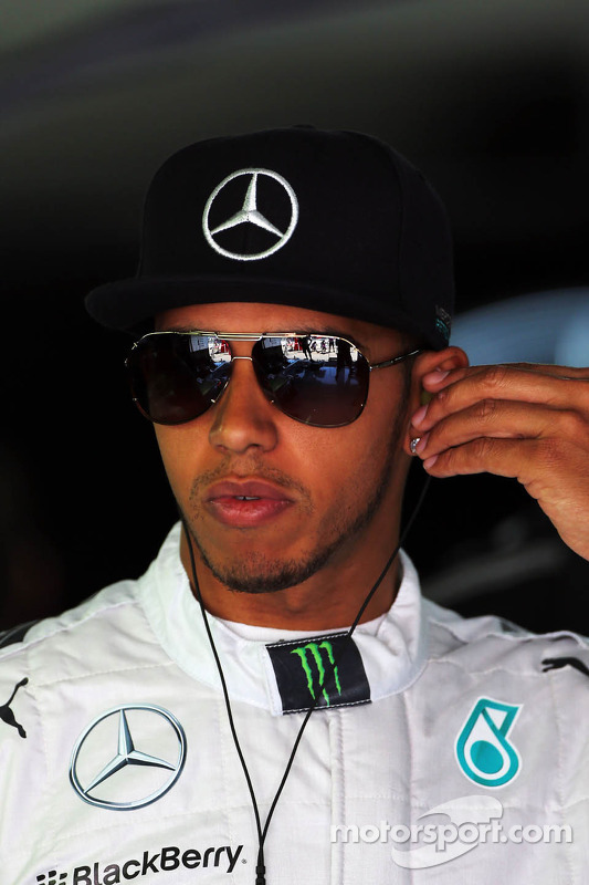 梅赛德斯amg f1车队刘易斯·汉密尔顿