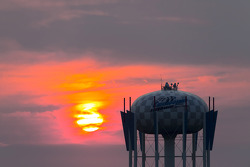 O sol se põe em Chicagoland