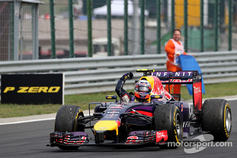 Parc Ferme: Daniel Ricciardo, Red Bull Racing