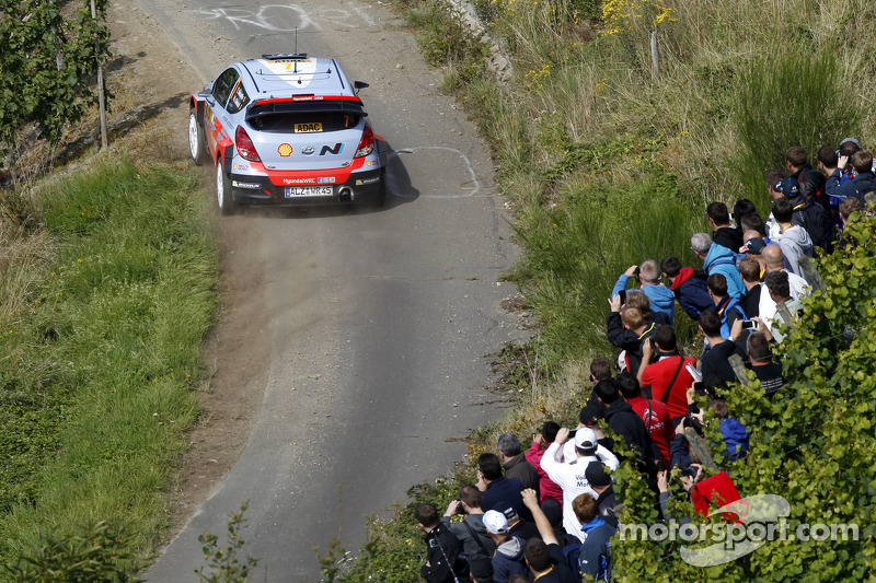 Thierry Neuville e Nicolas Gilsoul, Hyundai i20 WRC, Hyundai Motorsport