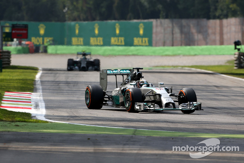 Lewis Hamilton, Mercedes AMG F1 W05