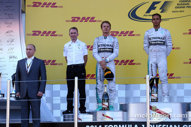 Vladimir Putin, Presidente Russo con Nico Rosberg, Mercedes AMG F1 W05, Lewis Hamilton, Mercedes AMG