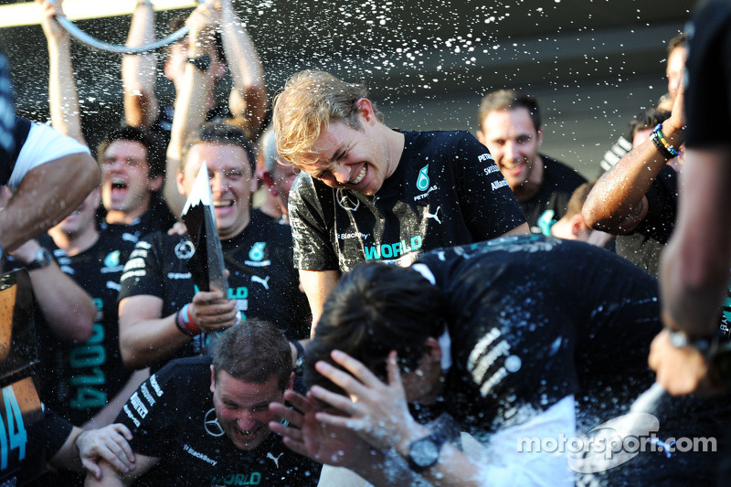 Nico Rosberg, Mercedes AMG F1 celebrates winning the 2014 Constructors Championship with the team