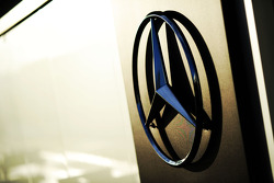 Mercedes logo