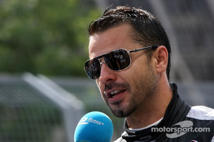 Oriol Servia, Dragon Racing