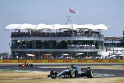 Lewis Hamilton, Mercedes-AMG F1 W09