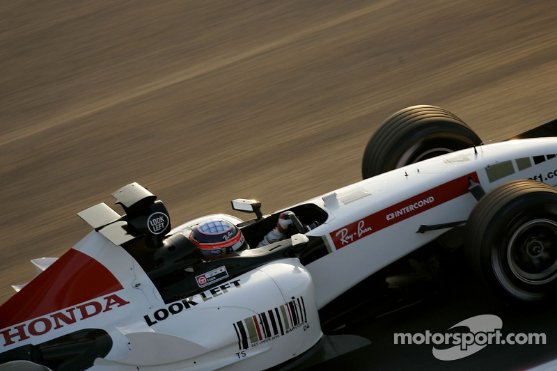 Takuma Sato testing new BAR Honda 007