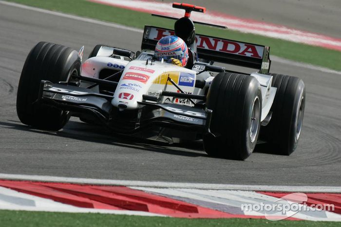 2005 - BAR 007 (motor Honda)