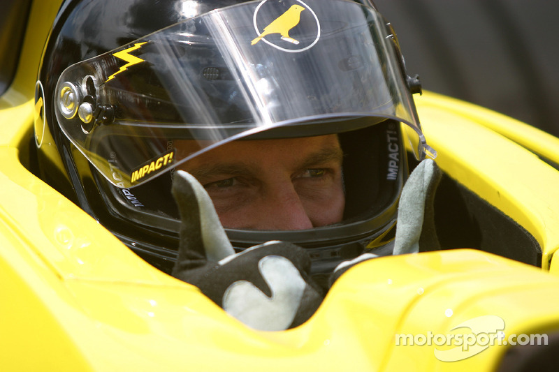 Champ Car 2-seater expérience: un invité sur la piste avec Alex Tagliani
