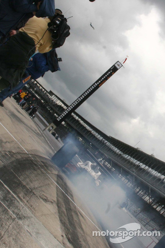 Eddie Cheever se prépare