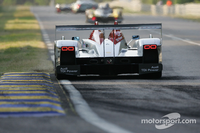 #8 Audi Sport Team Joest Audi R10: Marco Werner, Frank Biela, Emmanuele Pirro