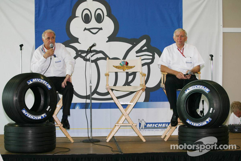 Presse de conférence de Michelin : Frederic Henry Biabaud, directeur de Michelin Motorsport et Nick Shorrock, directeur des activités F1 de Michelin