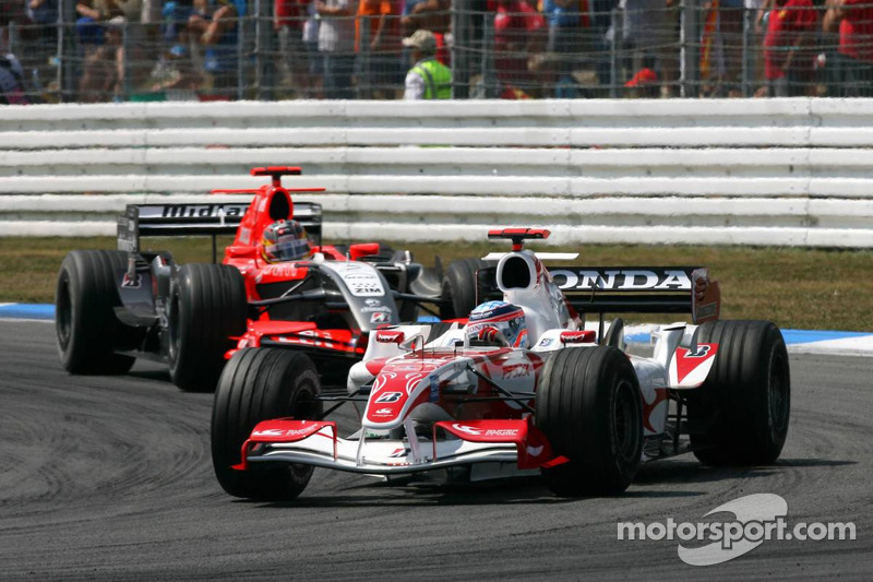 Takuma Sato ve Tiago Monteiro