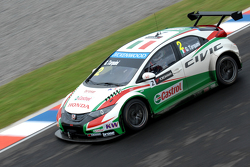 Gabriele Tarquini, Honda Racing Team JAS Honda Civic WTCC