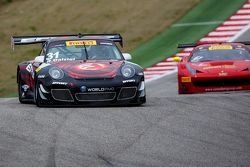 #31 EFFORT Racing Porsche 911 GT3 R: Ryan Dalziel
