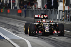 Pastor Maldonado, Lotus F1 E23