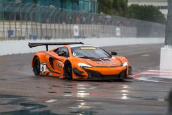 #6 K-Pax Racing McLaren 650S GT3: Robert Thorne