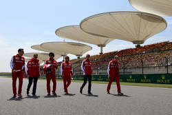 Себастьян Феттель, Scuderia Ferrari и Эстебан Гутьеррес, Scuderia Ferrari