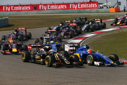 Romain Grosjean, Lotus F1 E23 au départ de la course