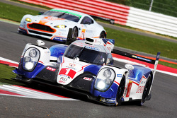 #1 Toyota Racing TS040 Hybrid : Anthony Davidson, Sébastien Buemi, Kazuki Nakajima