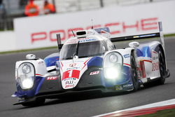 #1 Toyota Racing TS040 Hybrid: Anthony Davidson, Sébastien Buemi, Kazuki Nakajima