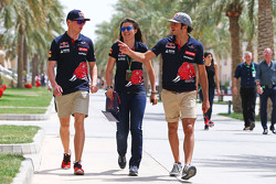 Max Verstappen avec Tabatha Valls et Carlos Sainz Jr., Scuderia Toro Rosso