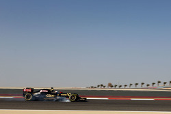 Romain Grosjean, Lotus F1 E23 bloque une roue au freinage
