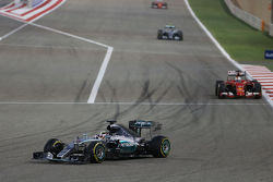 Льюис Хэмилтон, Mercedes AMG F1 W06