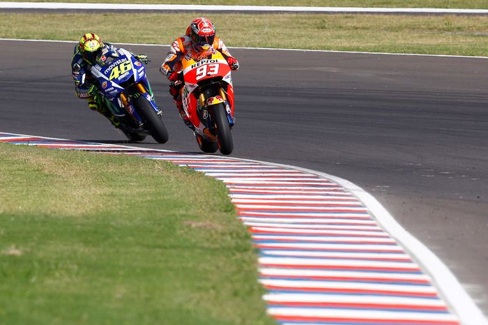 2015: duelo Márquez-Rossi que acaba con el español por los suelos