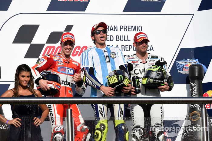 Podio: segundo lugar Andrea Dovizioso, Ducati y ganador Valentino Rossi, de Yamaha Factory Racing y tercer lugar Cal Crutchlow, equipo LCR Honda